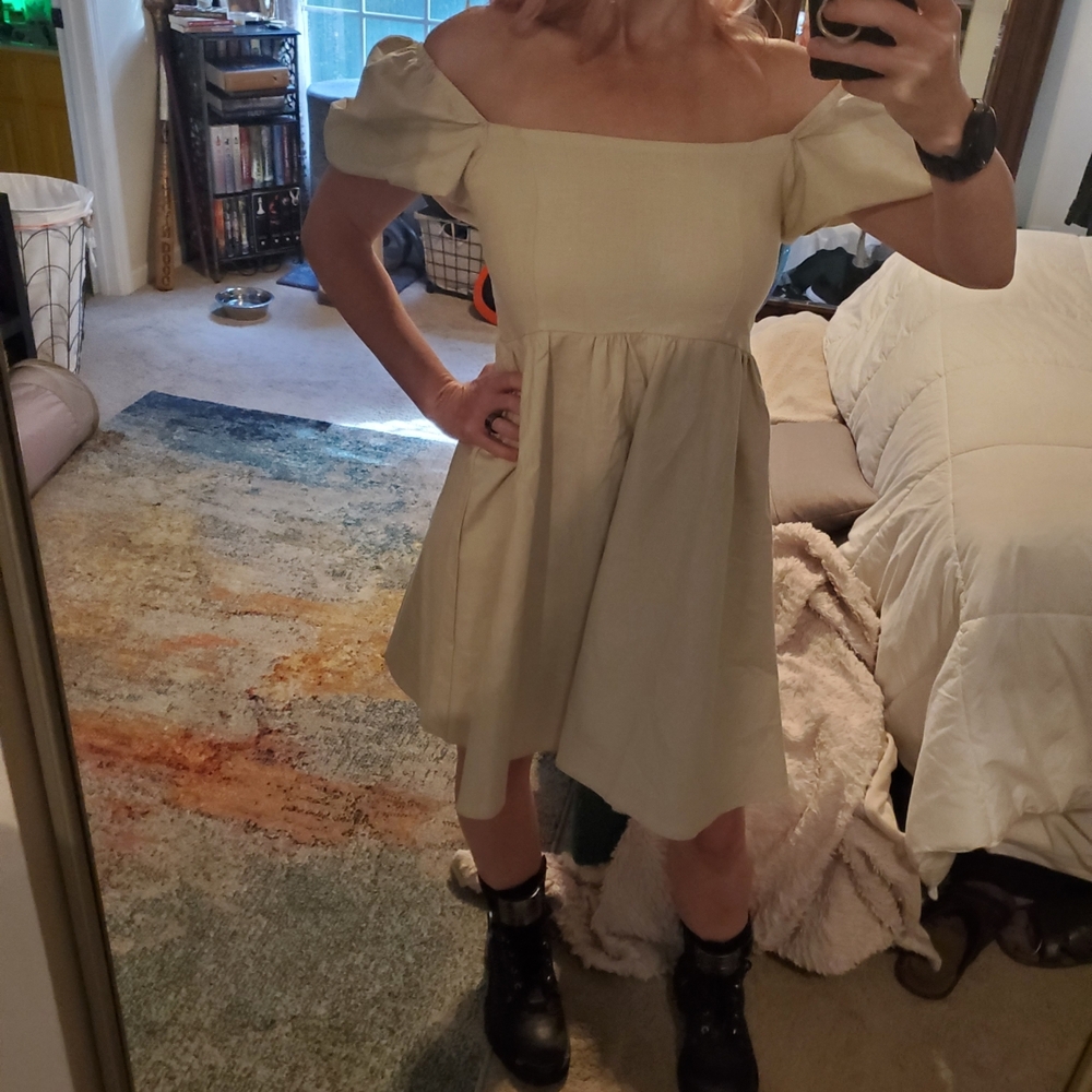 Baby Doll Puff Mini Dress - Picture 2 of 9